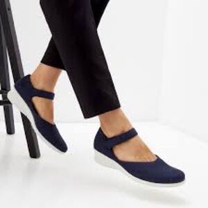 ECCO Felicia Women’s Wedge Mary Jane Shoes Night Sky Size 39 (US 8–8.5)